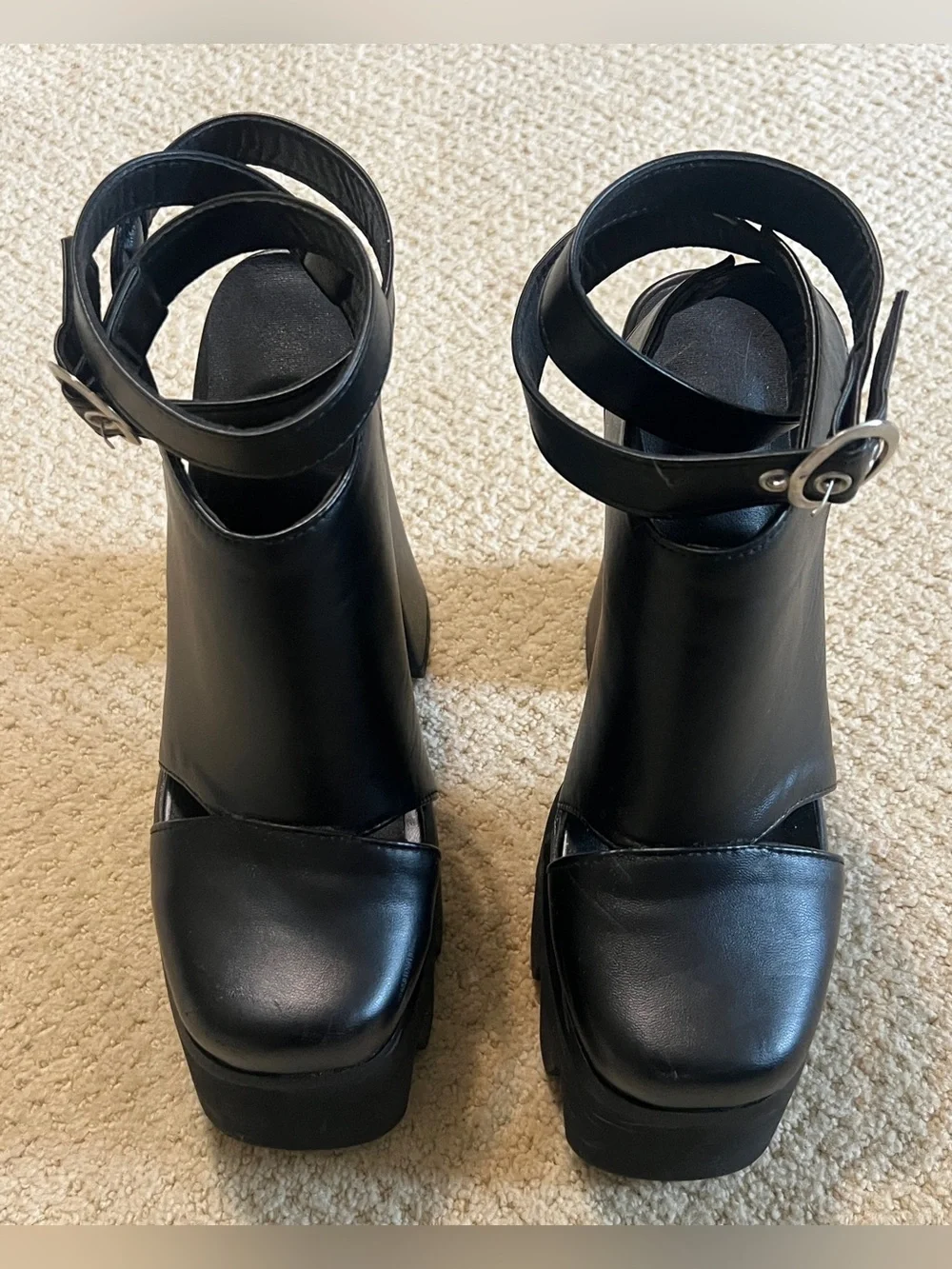 Black Goth Platform Ankle Strap Chunky Heels Buckle Shoes Size 9.5